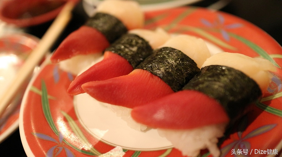 日料常见生鱼片,日料生鱼片有风险吗