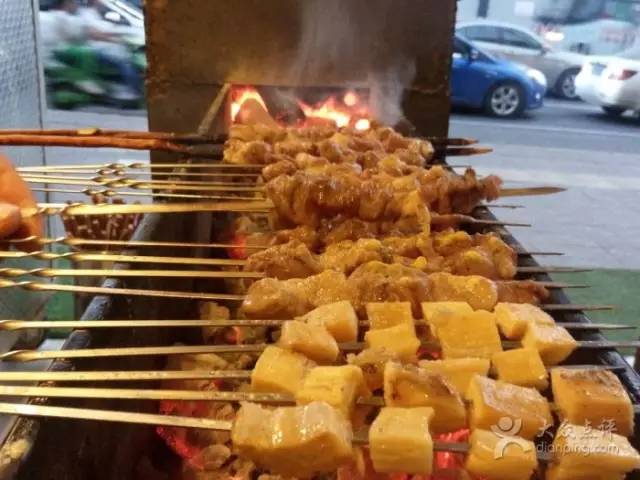 提醒！吃货千万慎坐西安3号线！一站一吃至少胖10斤！