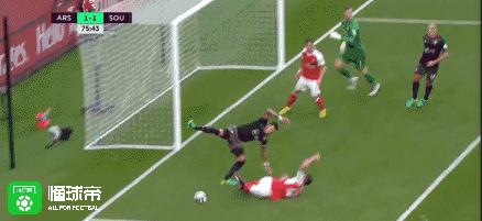 阿森纳2-2南安普敦,上半场阿森纳1比2阿斯顿维拉