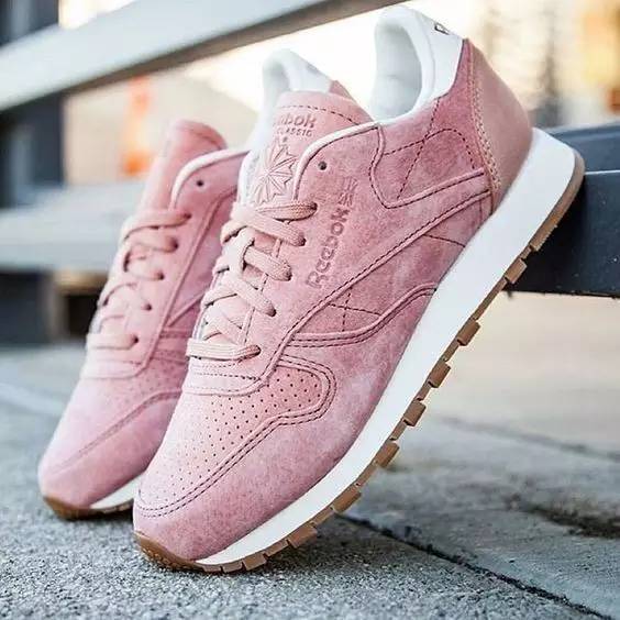 最近很火的小粉鞋,大家心心念念的香云纱鞋子