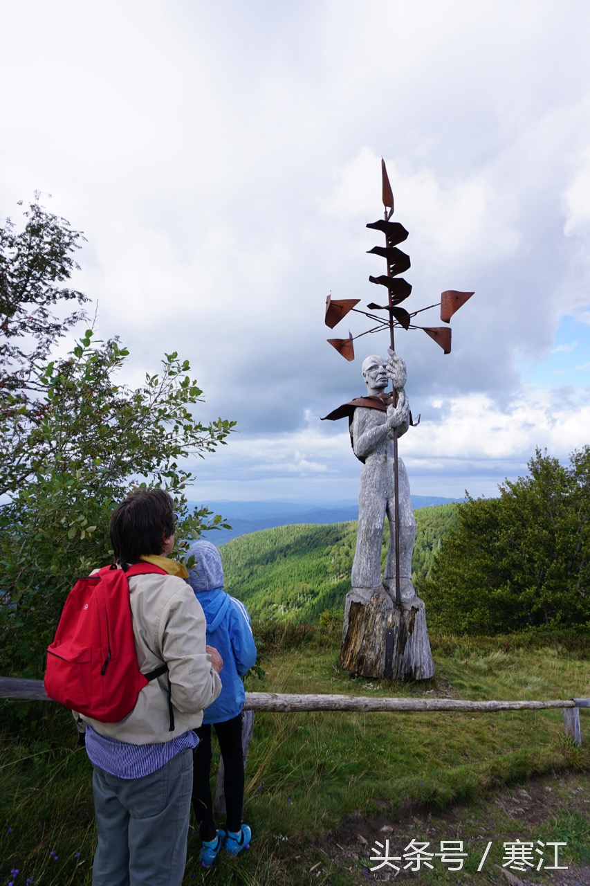 踩到黑森林的泉水，就能娶到弗莱堡的漂亮妞儿！