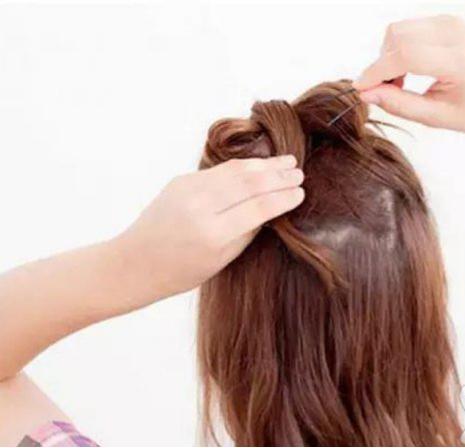 蝴蝶结发型怎么扎简单又好看,蝴蝶结发型图片扎法简单