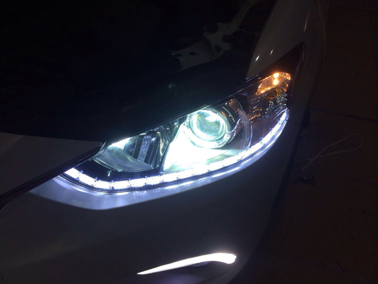 汽车改灯调光标准,汽车灯改激光