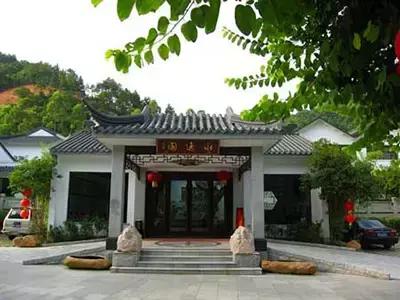 惠州云顶温泉度假村价格多少,惠州佰瑞达漫云温泉度假村