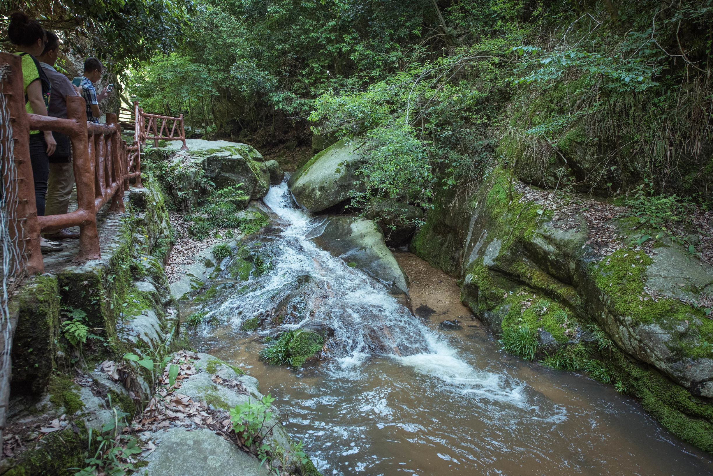 假期最美不过吃好!玩好!“筒车湾山货节”带你玩转国庆节~