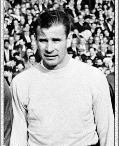 卡西与布冯谁才是攻击型门将,布冯卡西跨世纪的传奇门将