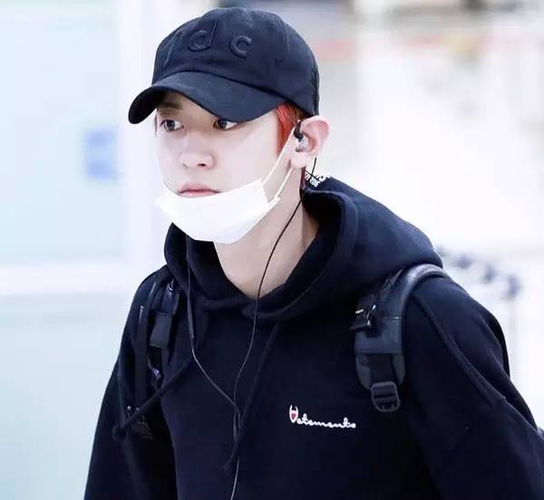 潮牌vetements维特萌衬衫,和vetements差不多的潮牌