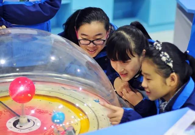 g20杭州峰会体验馆学生研学,g20峰会大学生思政课