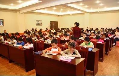 走进小学北碚,走进最美校园