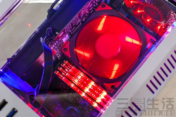 映泰灯控主板说明什么,映泰雷蛇灯控