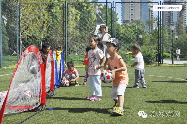 快乐足球亲子运动,亲子足球运动嘉年华