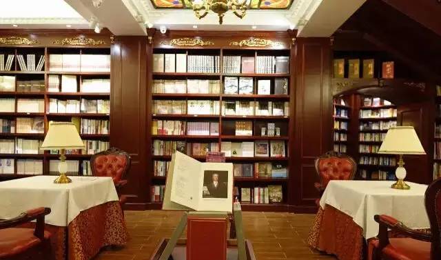 那些8月新开业的走心书店，时光流离，唯有读书静