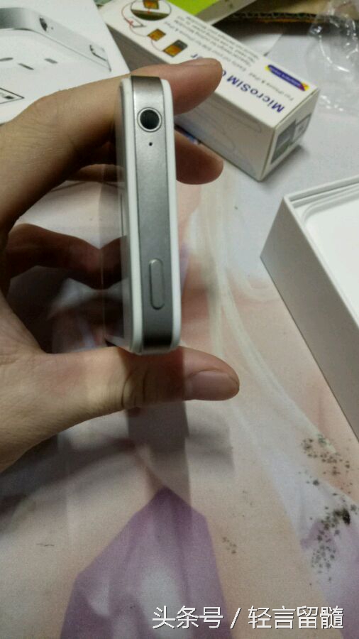 iphone4s全球首发开箱,iphone4s最新开箱