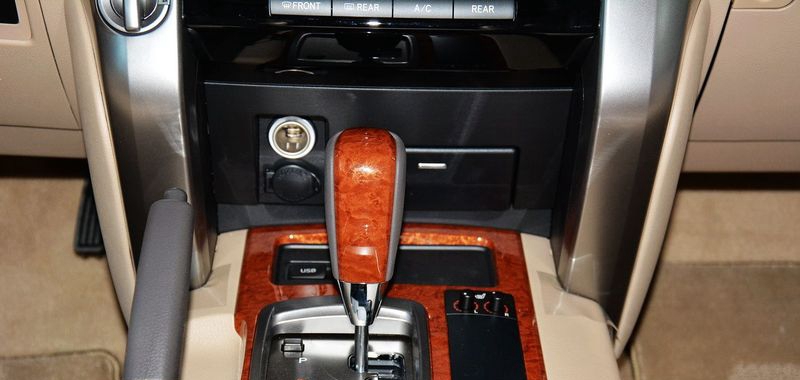 丰田越野酷路泽2014巡洋舰,丰田酷路泽4000最新款2024价格