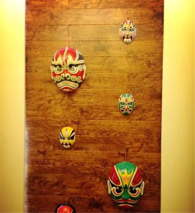 西安顺城巷附近有什么好玩的地方,西安顺城巷小吃街