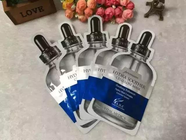 用面膜变漂亮,保鲜膜式面膜小脸