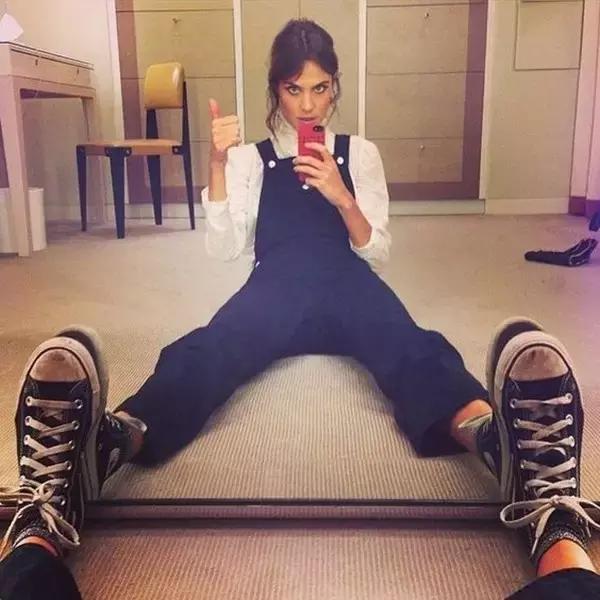 夏日匡威怎么穿更时髦,匡威怎么穿文艺又复古