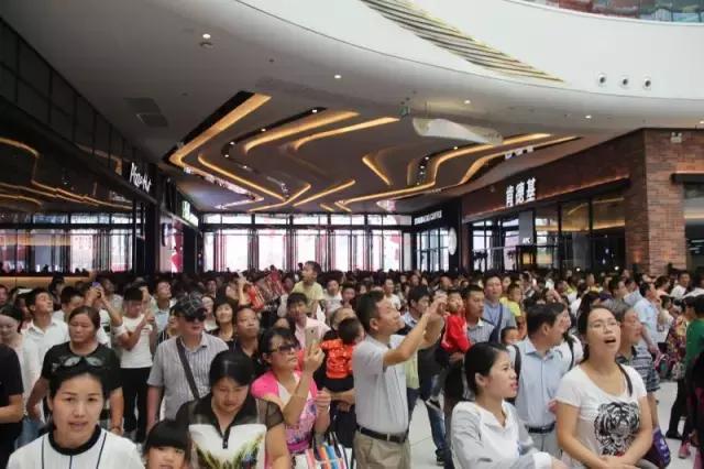 王健林万达成为世界性大品牌,王健林说万达开五十个商业中心