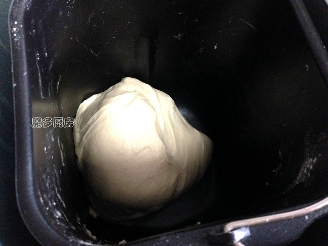 自己在家用烤箱做简单点的面包,初学者用烤箱做小面包