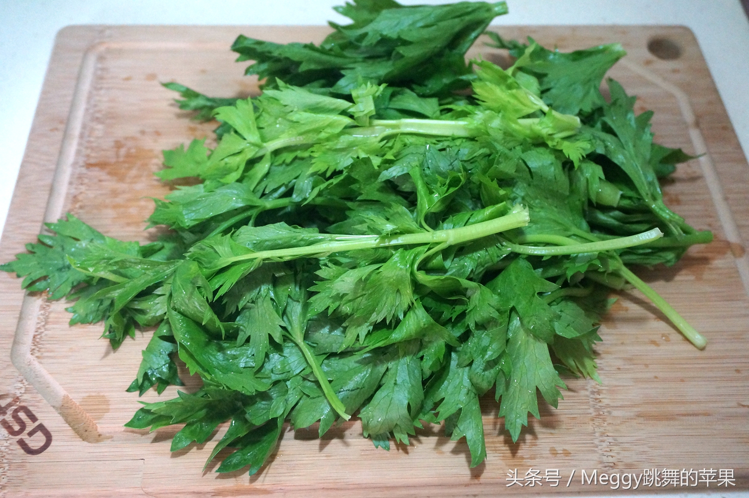 吃什么叶菜补叶酸,建议50岁后常吃3种食物补充叶酸