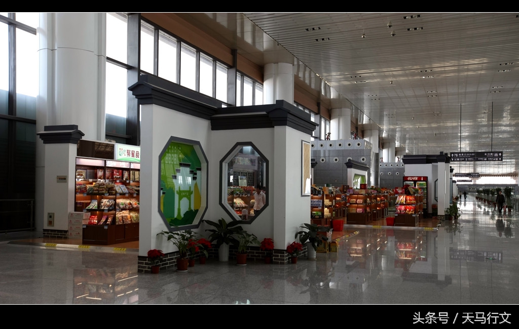 南京南站全亚洲最大的高铁站,亚洲第一大站南京南站图片