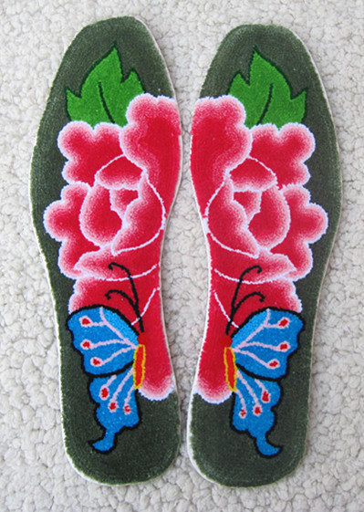 沂蒙纯手工鞋垫半成品,沂蒙大娘刺绣鞋垫图片