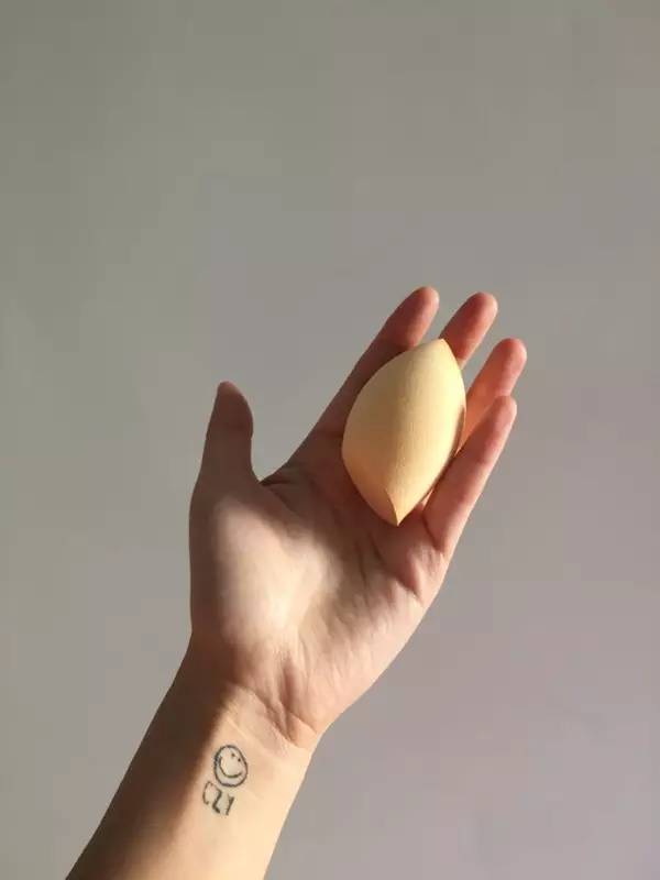 天惹噜姑娘们的混血妆已经登峰造极到这种地步了!