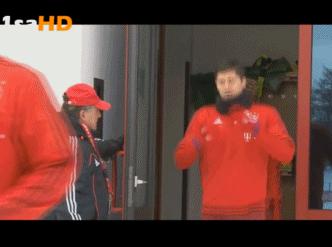 实力大于名气的足球球员穆勒,人生赢家jessica