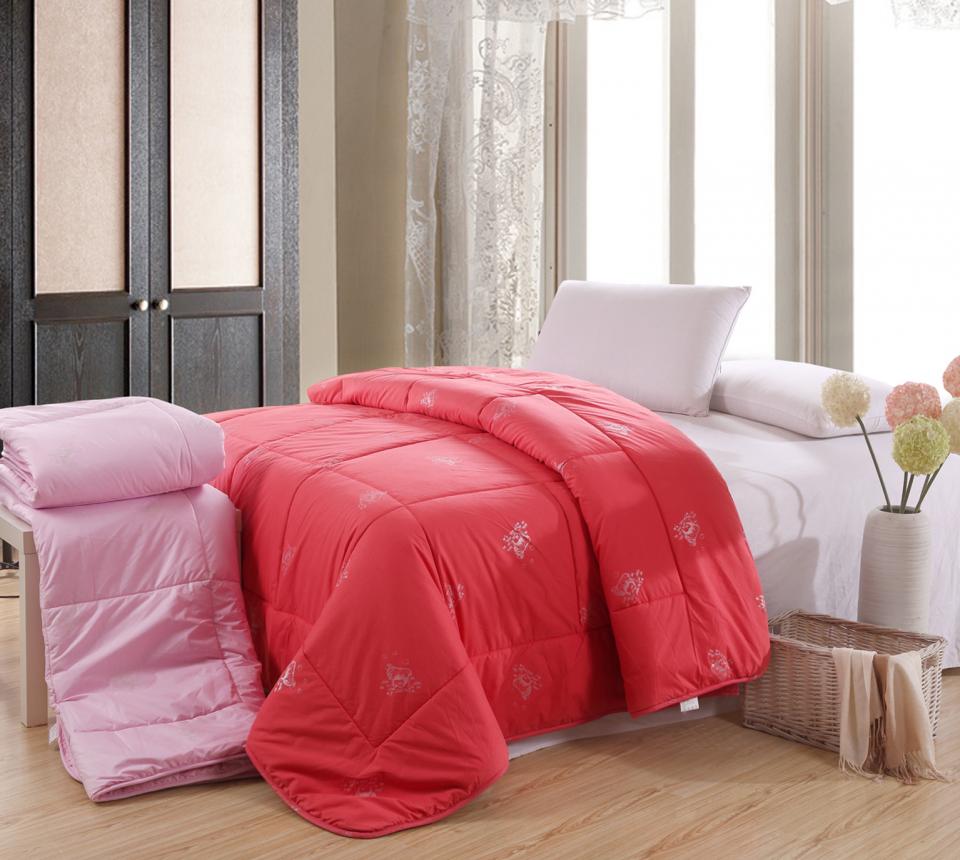 羊毛被盖久了有浓重异味如何清除,羊毛被很臭可以干洗吗