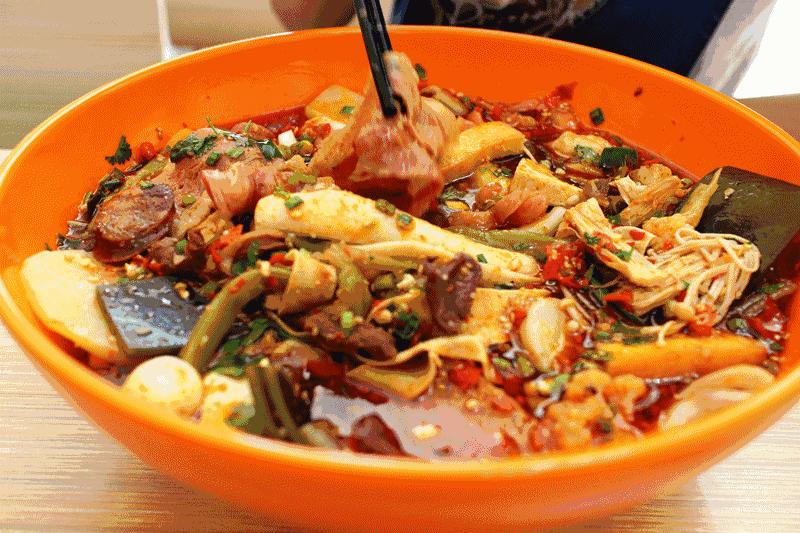 乌鲁木齐市最火的冒菜店,乌鲁木齐哪里有正宗的冒菜