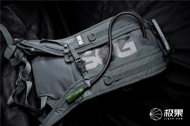 最牛的户外战术背包,好看又实用的军品背包
