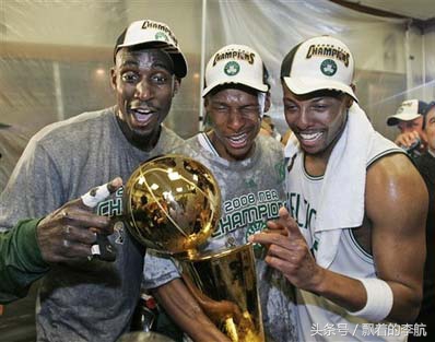 足球和篮球同样伟大,12年狼王加内特