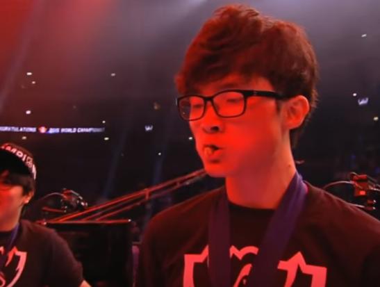 S6主题曲MV背后的故事：还记得曾经的护国螳螂吗？