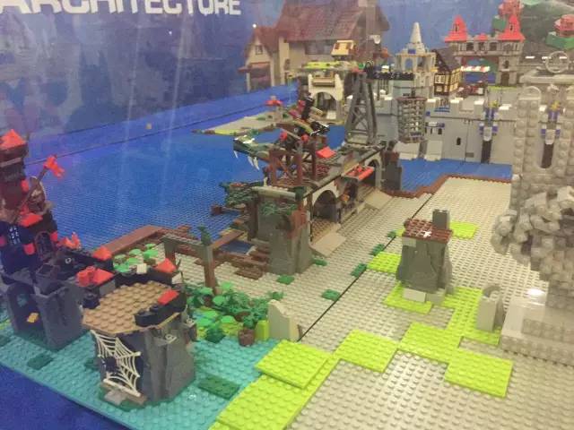 国庆人海里浪？来这就够了！华南最大乐高科技展，14个劲爆看点，劲值