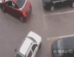 赣榆中医院门口的“陷阱”，车主千万要注意，已多人中招！