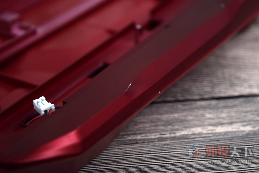 烧友拆解美队也逃不出我的魔掌宜博美队版拆解