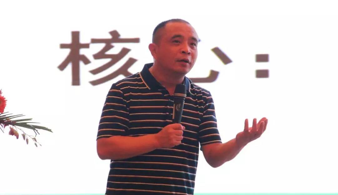 丹东论道如何给药店量身定制可持续的中医药发展模式?