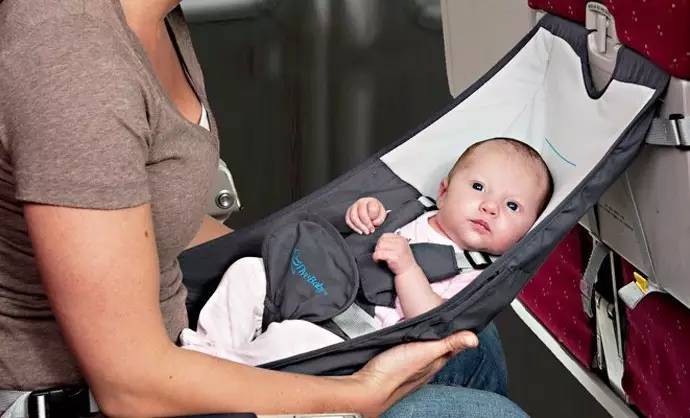3个月宝宝坐飞机攻略,宝宝第一次坐飞机的最全流程