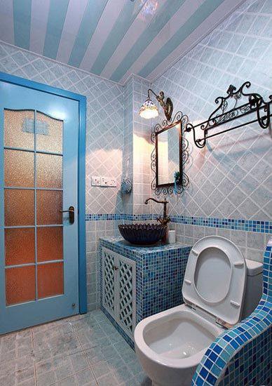 卫生间用铝合金门好还是木门好？看了很多遍，句句在理！我家就有