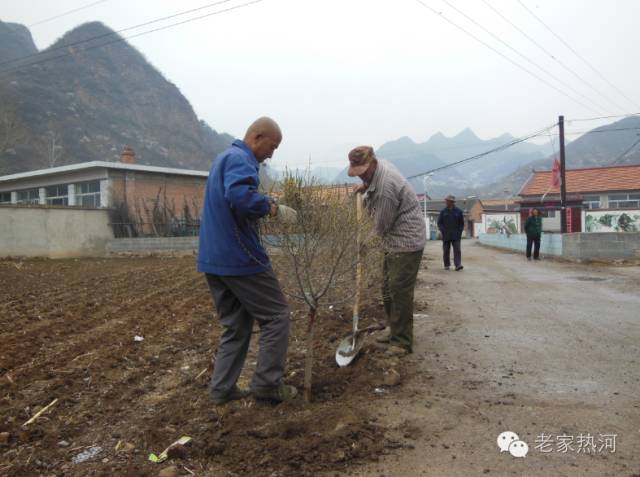 鞍匠黑沟门，美的不成样子