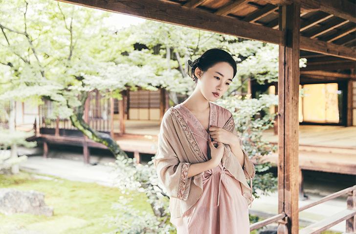 女生国庆出游穿搭推荐,十一国庆出游穿搭推荐