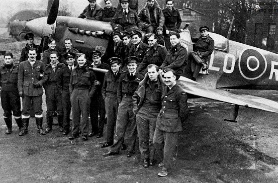 记自由法国空军二战最高王牌——皮埃尔克洛斯特