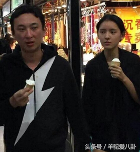 国民老公王思聪如今偏爱网红脸，原来竟是拜她所赐？