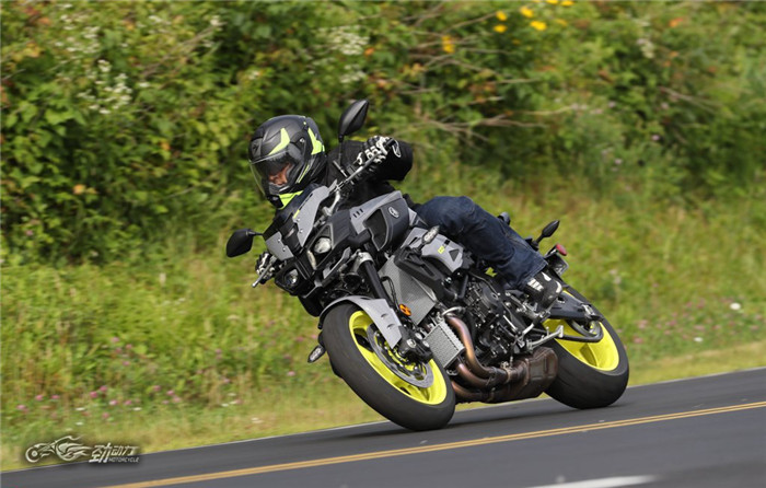 百变神盔，就差能上天了！