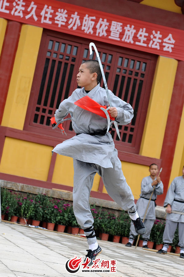 少林十八手大战洪拳,少林武僧演练少林十八手