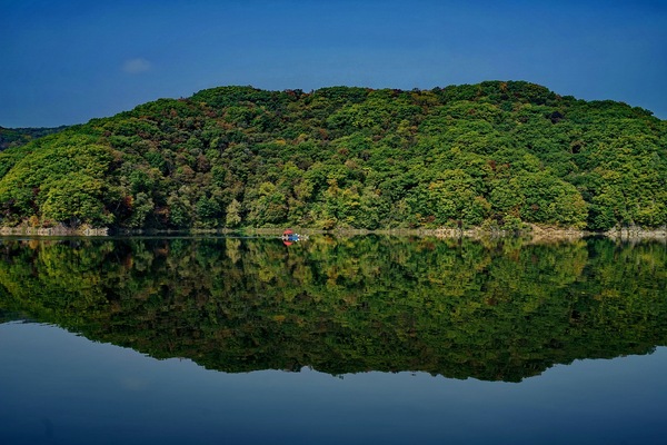 吉林白山附近有什么风景区,吉林有山有水的旅游景点