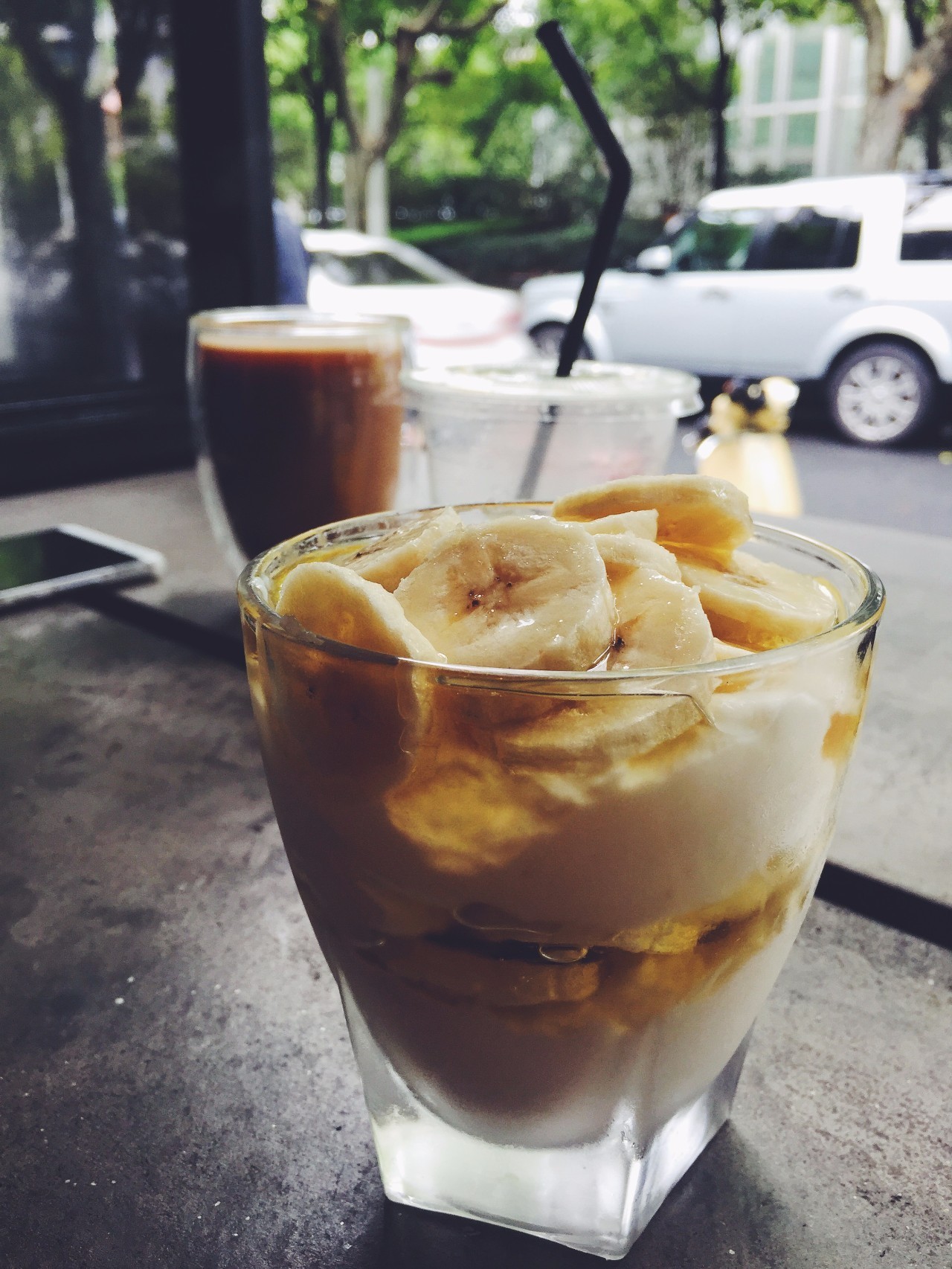 在上海想念成都,在上海想念家乡