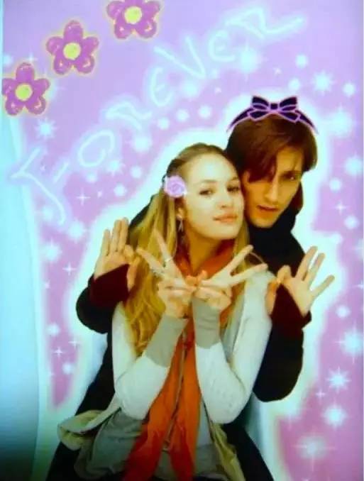 上帝の光|穿衣服对她是种浪费,生的孩子叫腰精的后裔