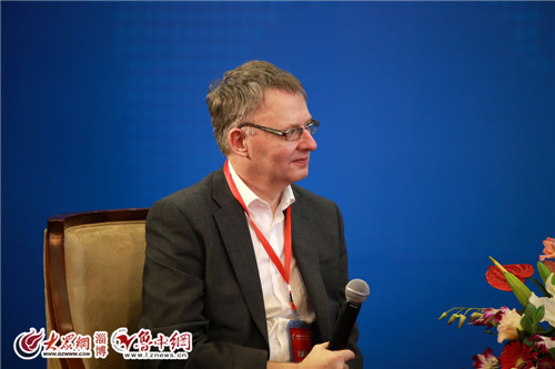 凯文·摩尔：中英足球交流比想象的多得多