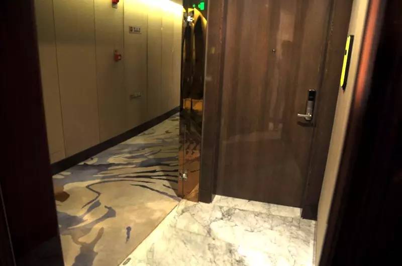 睡了它！让成都追星族咬牙切齿的8888套房！